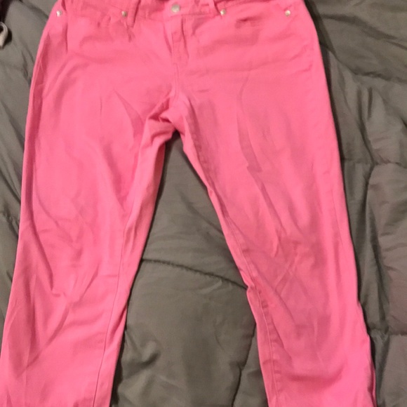 crown & ivy Pants - Crown & Ivy crop pants